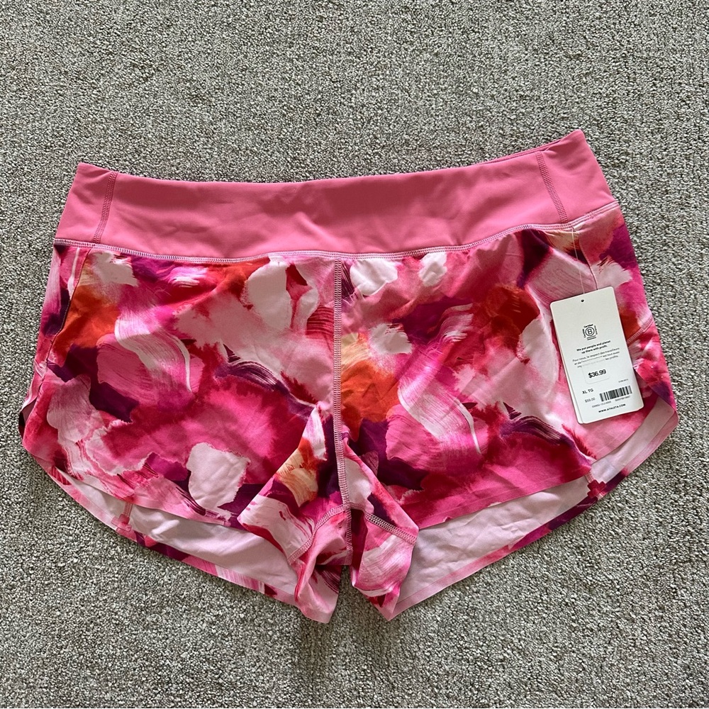 Athleta Printed Run With It 3.5” Shorts Size XL
